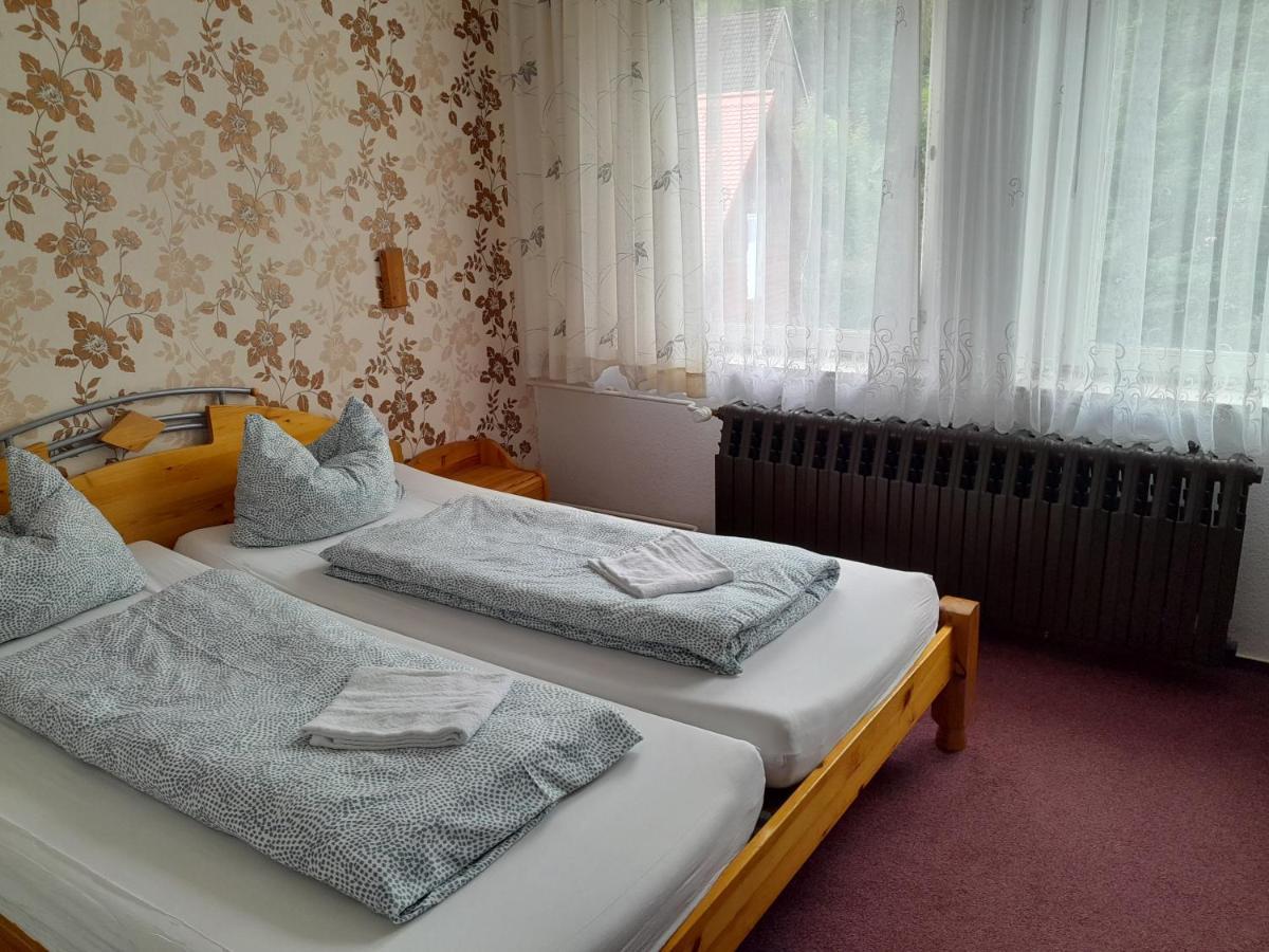 Ostalgie Ferienheim Sorgenfrei Hotel ภายนอก รูปภาพ