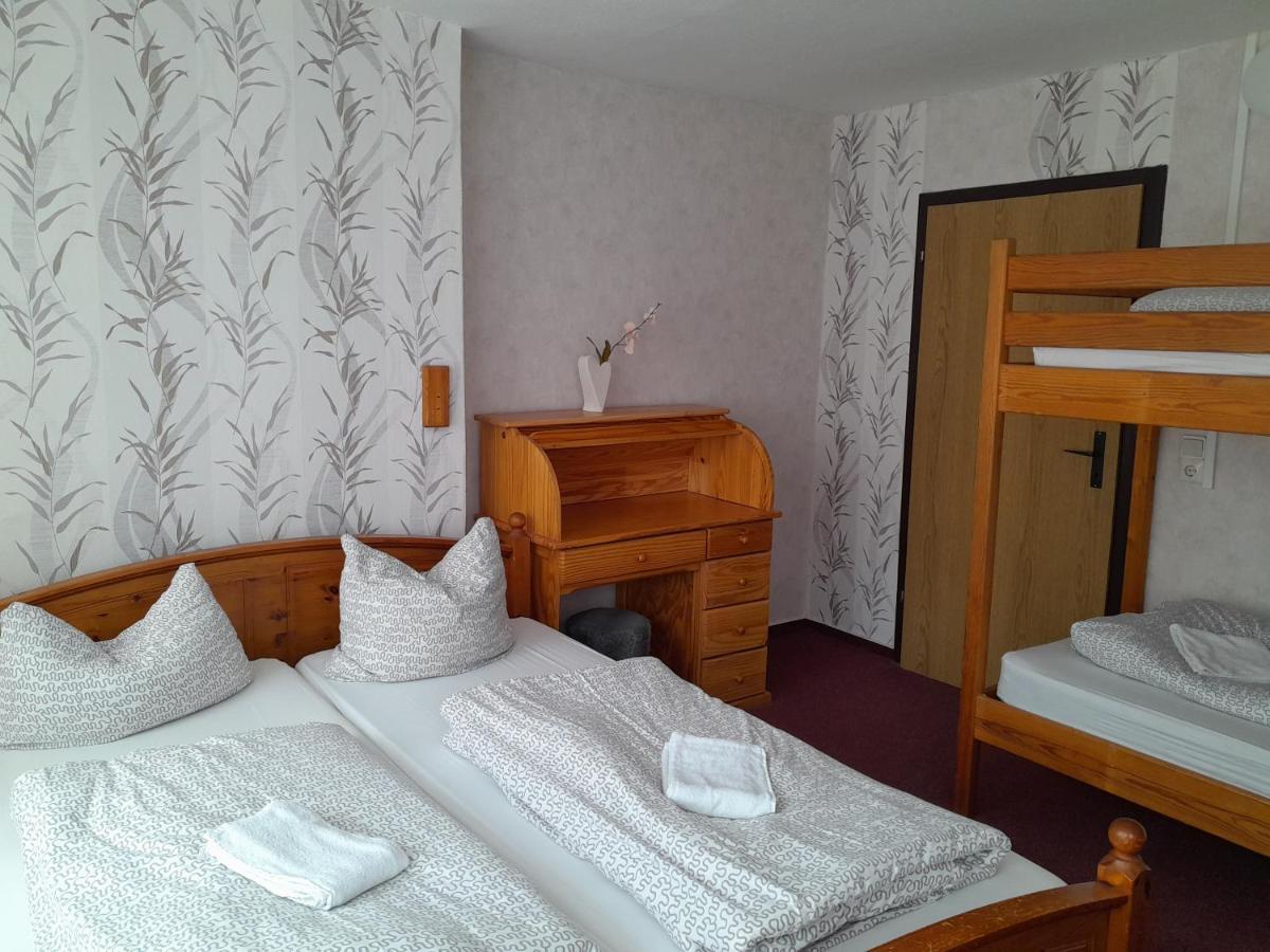Ostalgie Ferienheim Sorgenfrei Hotel ภายนอก รูปภาพ