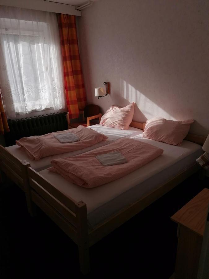 Ostalgie Ferienheim Sorgenfrei Hotel ภายนอก รูปภาพ