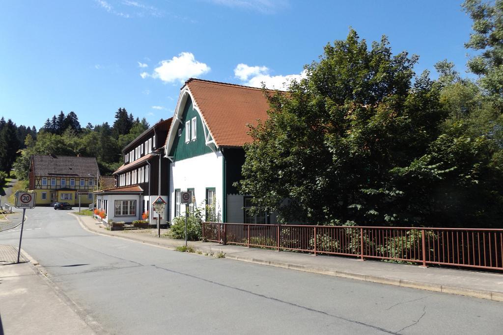 Ostalgie Ferienheim Sorgenfrei Hotel ภายนอก รูปภาพ